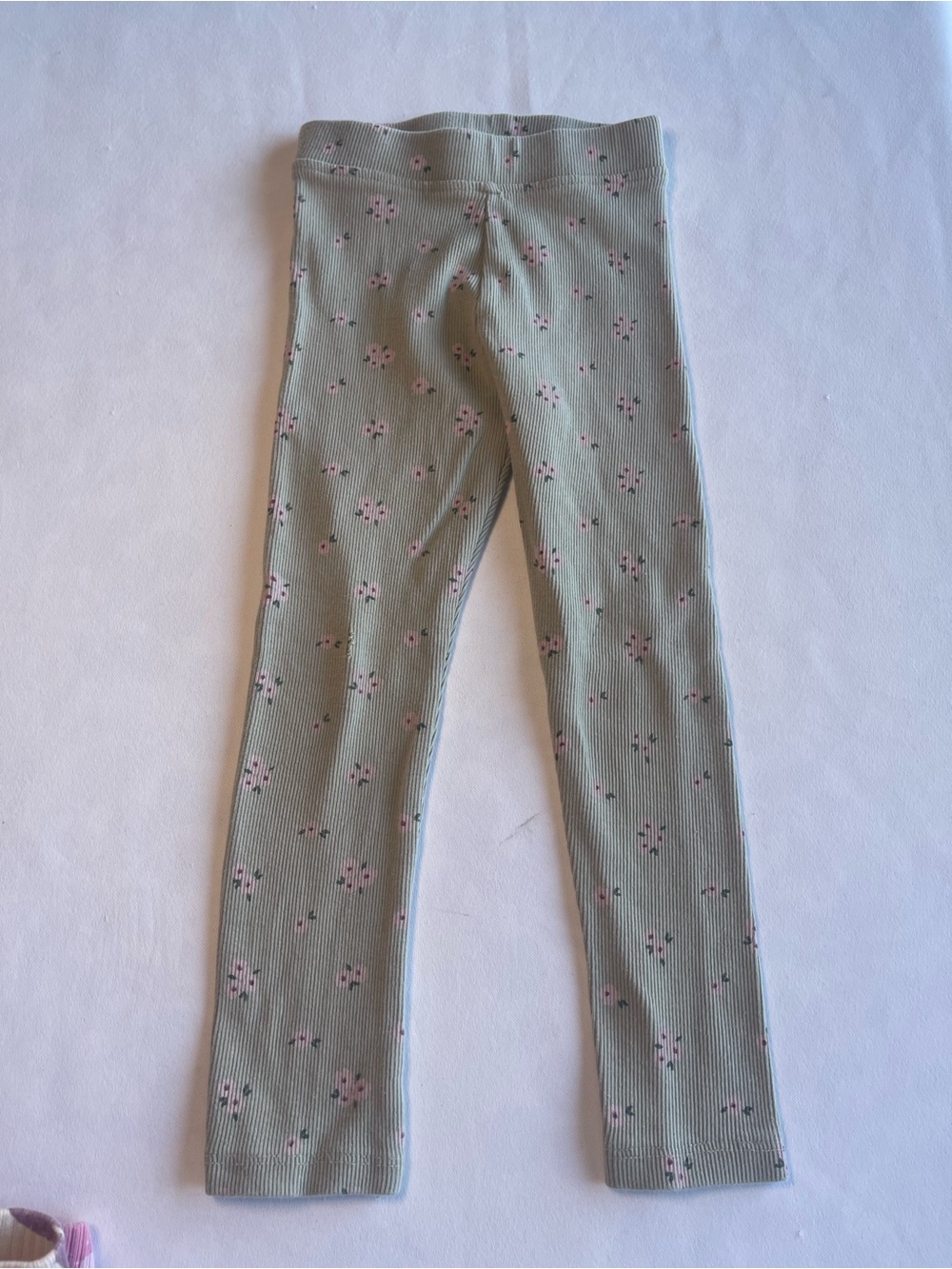 Zara Sage Green Ribbed Leggings with Pink Floral Print